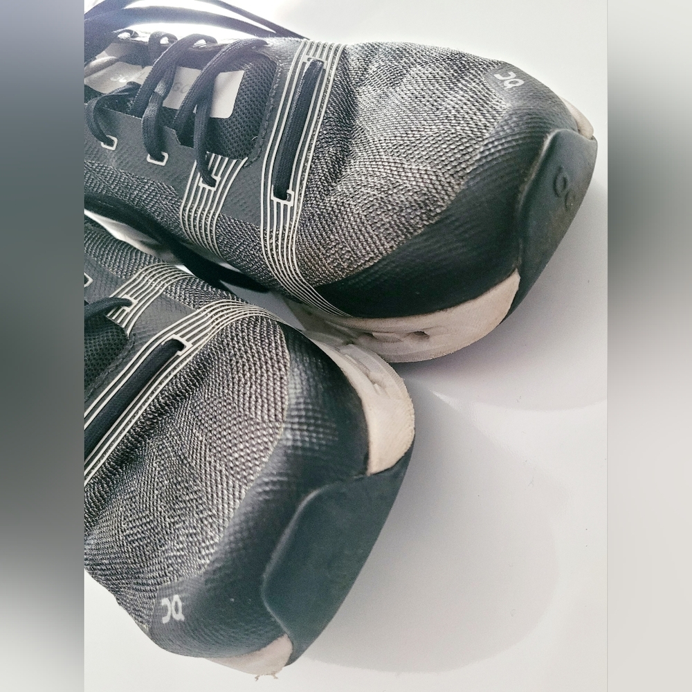 On Running Cloudgo Upgraded Cloudtec Mesh Gray/Wh… - image 8